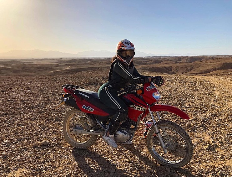 Еще в свободное от работы время Кьяра катается на мотоциклах, квадроциклах и гидроциклах. 