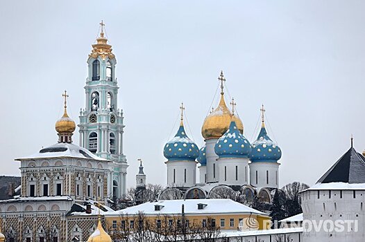 Святость и замороженные покойники в российском городе