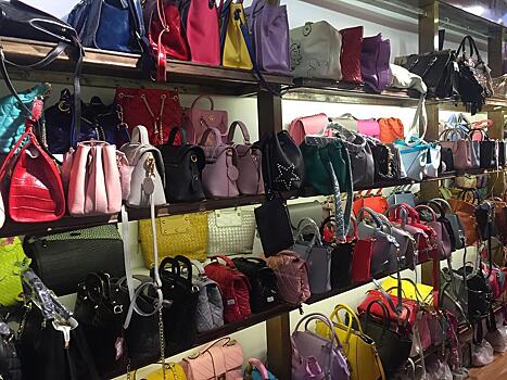 Китайские сумки Chanel слишком дорого обошлись руководителю приморской фирмы
