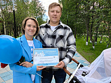 Глава Лабытнанги Трескова вручила жилищные сертификаты 14 семьям