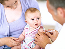 Родителей хотят вознаграждать за проведение вакцинации детей