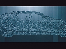 Арт-объект от Lexus: бренд создал скульптуру из писем благодарности