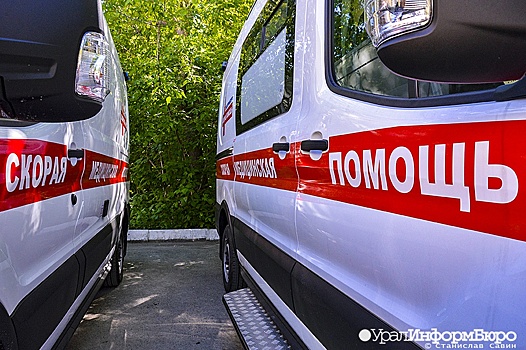 Екатеринбург получил от благотворительного фонда 30 автомобилей скорой помощи