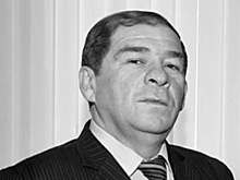 Умер заслуженный артист РФ Алибек Хупсергенов