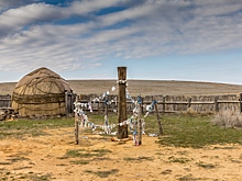 Чем живет заброшенный киногород Сарай-Бату в Астраханской области