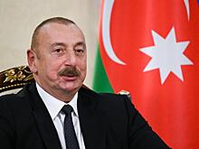 Алиев объяснил, почему мелеет Каспийское море