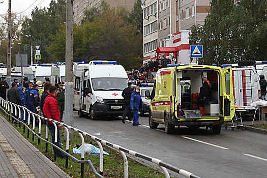 Главврач больницы Ижевска: девять пострадавших из-за стрельбы в школе находятся в реанимации