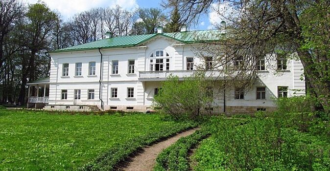 Инженер музея-усадьбы Толстого виновен в махинациях на 64 млн руб