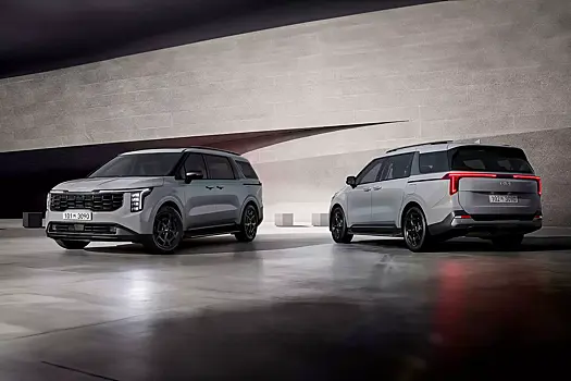 Обновлённый Kia Carnival, эксклюзивный спайдер Ferrari и «жемчужный» Rolls-Royce: главное за неделю