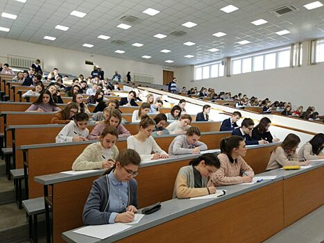 Все больше жителей страны верят в российское образование