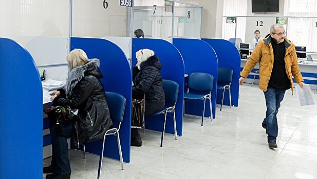 Правительство поддержало проекты о переходе в другой пенсионный фонд и ПФР