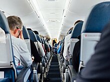 Пассажира самолета выгнали с рейса из-за одного нецензурного слова