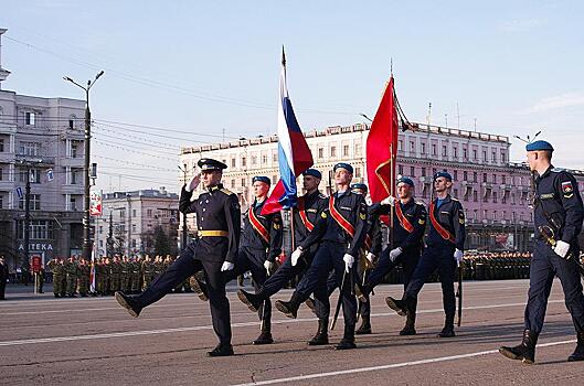 К юбилейному параду Победы в Челябинске установят дополнительные трибуны