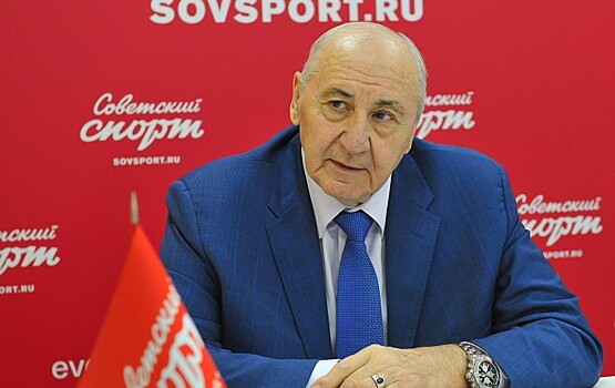 Владимир Максимов: У нас игроки получают по 60 тысяч, а за границей – миллион