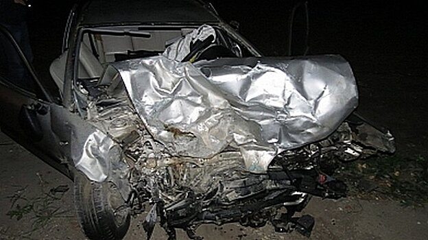 Mitsubishi врезался в ехавший в Воронежский аэропорт Peugeot: погибли 5 человек