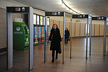 Московское метро: Давки при входе на станции после введения новых мер досмотра не будет