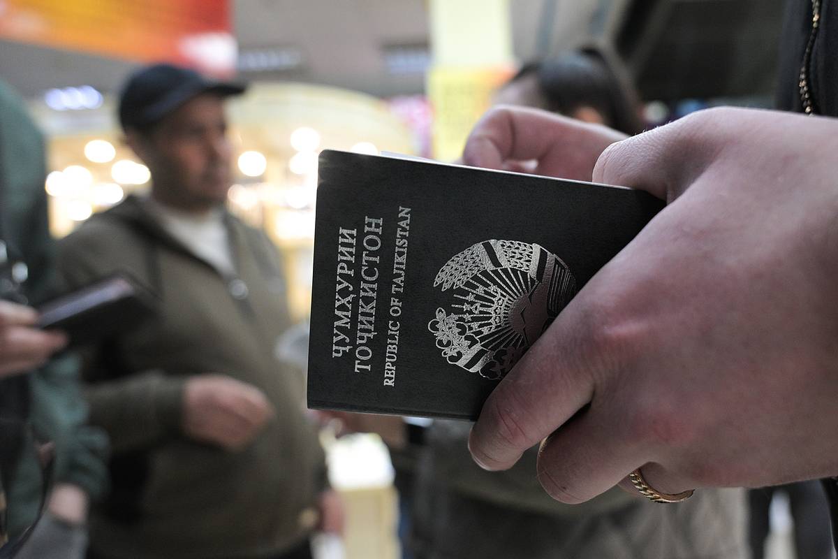 В российском городе начали массово задерживать мигрантов