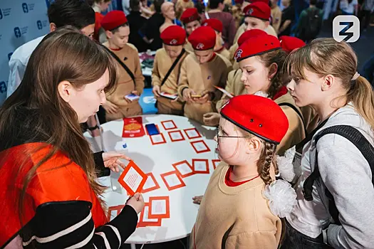 Общество «Знание» провело памятные мероприятия на выставке «Россия»