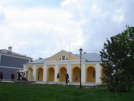 Заглавное изображение Здание гауптвахты