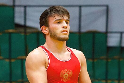 Рашидов стал чемпионом России по вольной борьбе в категории до 61 кг