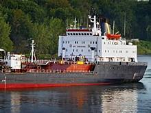 Экипаж помешал захвату нефтяного танкера