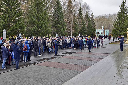 День открытых дверей в Челябинском военном училище штурманов посетили более 450 гостей