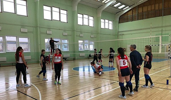 Волейболистки из Краснопахорского победили в матче окружного турнира