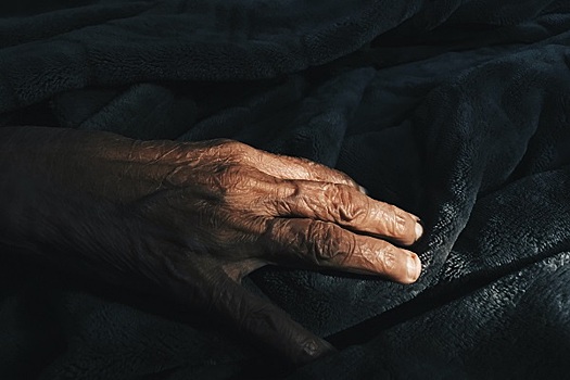 Неврологи назвали нетипичные симптомы болезни Паркинсона