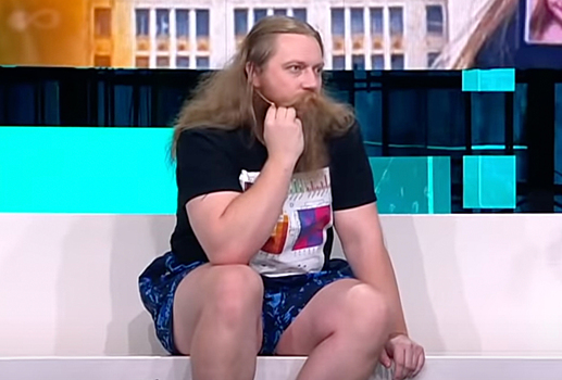 Отец Алисы Тепляковой подписал петицию против своей семьи