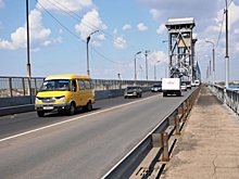 Многострадальный Старый мост в Астрахани снова «латают»