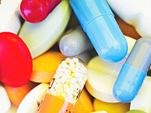 Доктор Мясников раскритиковал список неэффективных лекарств от COVID-19