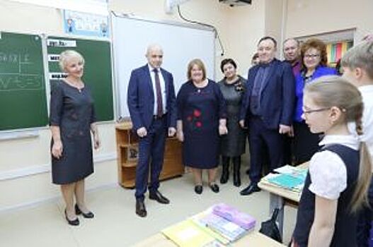 Иркутскому району не хватает школьных автобусов