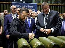 Politico: республиканцы сочли визит Зеленского на завод в США большой ошибкой