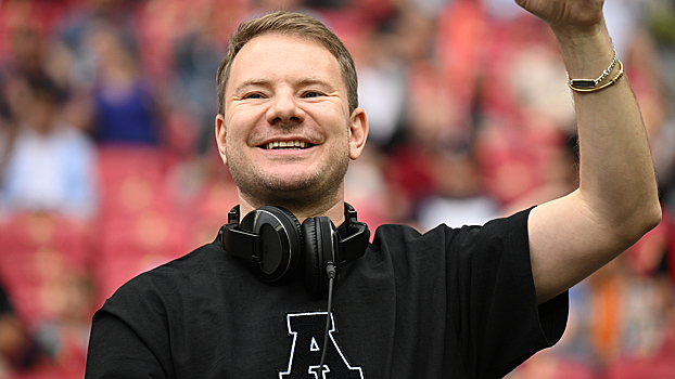 Названы самые популярные треки 2000-х у россиян