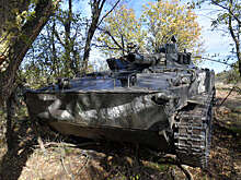 Медведев выложил видео, сообщающее о начале серийного выпуска БМП-3 с динамической защитой