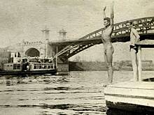 Служащие тоже люди