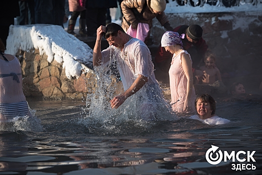 Крещенская ночь в Омске: морозы возвращаются, а купели остаются под вопросом