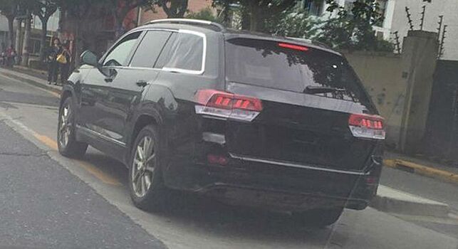 Большой кроссовер Volkswagen попал в объективы фотокамер