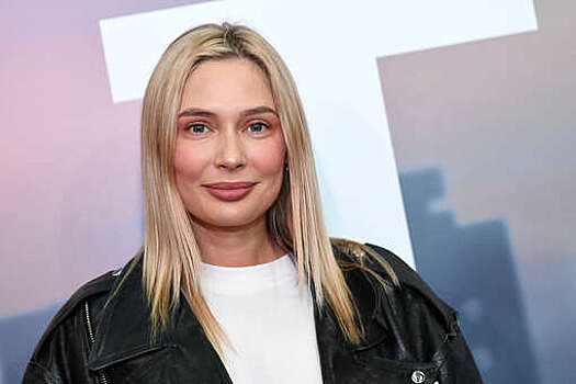 Актриса Рудова рассказала, что в юности встречалась с двумя парнями одновременно