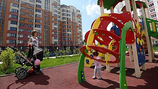 В центре Москвы детские площадки закрыли на замок