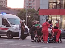 Краснодарка нарушила ПДД и угодила под мотоцикл