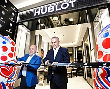 Швейцарский часовой бренд Hublot открыл первый магазин в Петербурге