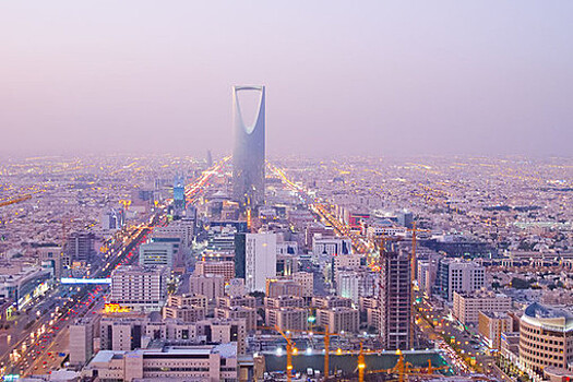 Саудовская Аравия открыла торговые центры на фоне ослабления пандемии COVID-19