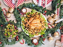 Девушка показала, как накрыть новогодний стол за 760 рублей — ее рецепт взорвал TikTok