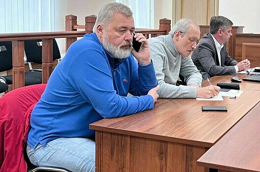 Минюст признал иноагентами Дмитрия Муратова и комика Руслана Белого