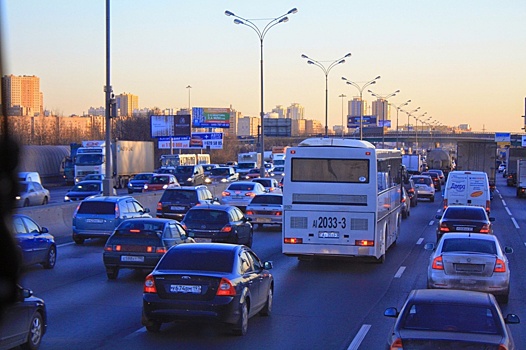 Автобус № 17 вошёл в тройку самых популярных маршрутов «Мострансавто» в этом году