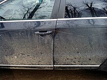 В Твери неизвестный хулиган повредил 6 автомобилей