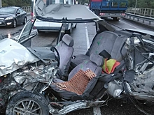 Под Новороссийском мужчину деблокировали из машины после ДТП