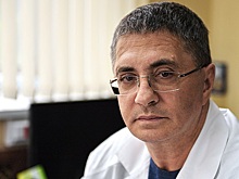 Мясников заявил, что парное молоко может вызвать туберкулез