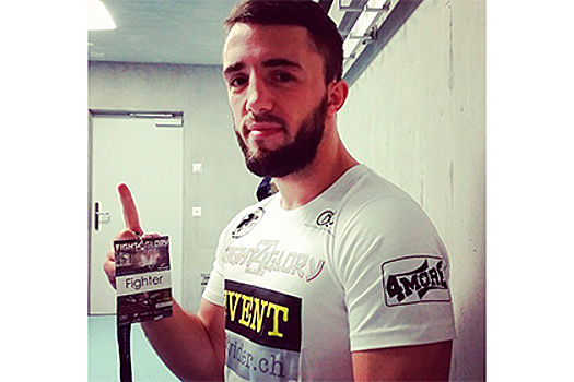 Чемпион мира по тайскому боксу стал боевиком ИГ